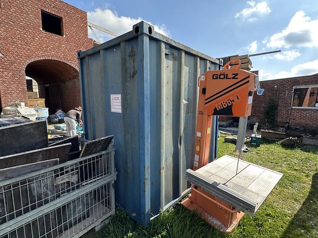 1 lege container - afbeelding 2 van  5