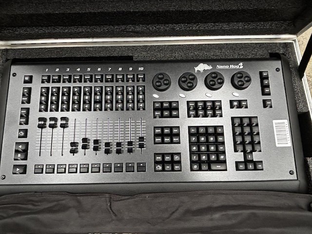 1 licht mengtafel nano hog 4 - afbeelding 2 van  4