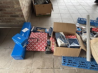 1 lot auto onderdelen