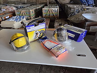 1 lot beschermingsmateriaal voor verwijderen van proscessierupsen