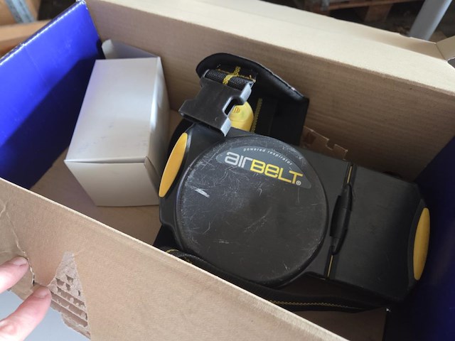 1 lot beschermingsmateriaal voor verwijderen van proscessierupsen - afbeelding 11 van  11