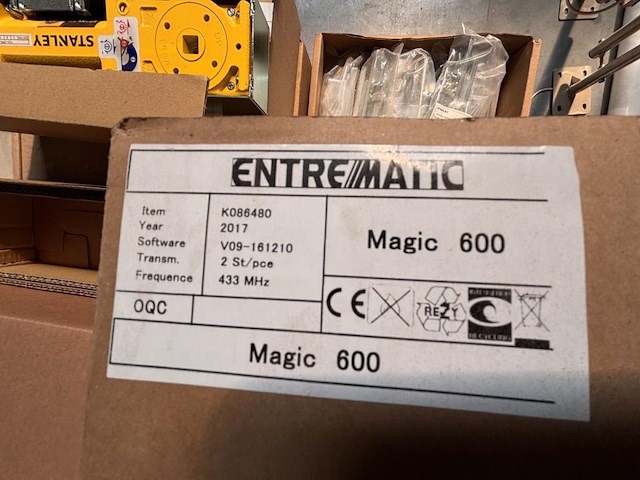 1 lot deurpompen stanley - afbeelding 3 van  4