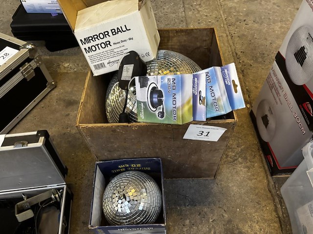 1 lot div discobollen met motors - afbeelding 1 van  5