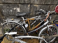 1 lot div fietsen - afbeelding 3 van  6