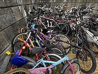 1 lot div fietsen - afbeelding 4 van  6