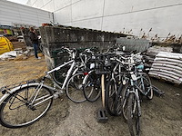 1 lot div fietsen - afbeelding 1 van  6