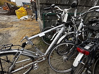 1 lot div fietsen - afbeelding 2 van  6