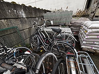 1 lot div fietsen - afbeelding 4 van  6