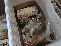 1 lot div fietsmaterialen en onderdelen - afbeelding 16 van  81