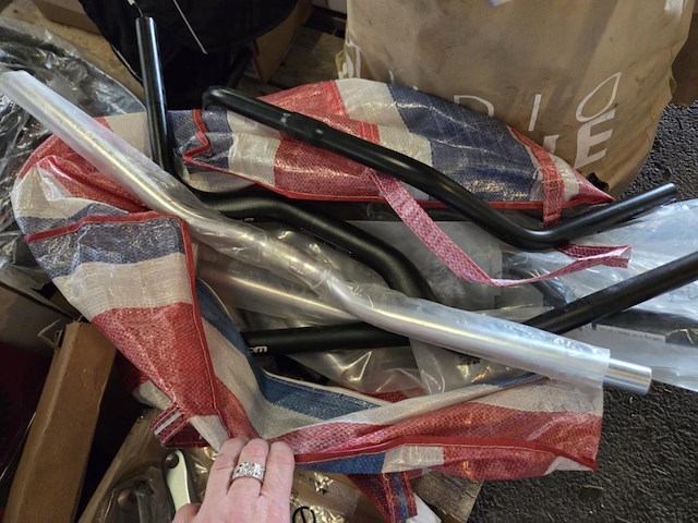 1 lot div fietsmaterialen en onderdelen - afbeelding 17 van  81