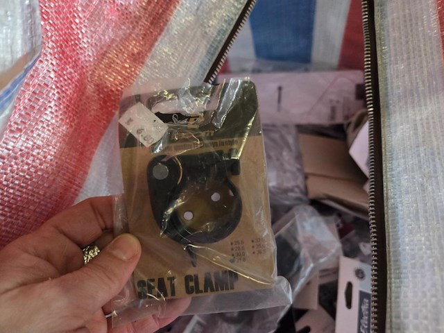 1 lot div fietsmaterialen en onderdelen - afbeelding 43 van  81