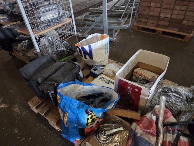 1 lot div fietsmaterialen en onderdelen - afbeelding 67 van  81