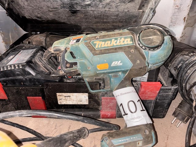 1 lot div knabbelscharen - afbeelding 1 van  7