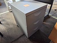 1 lot div meubilair - afbeelding 10 van  11