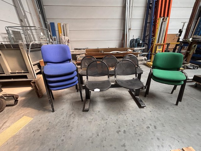 1 lot div stoelen - afbeelding 1 van  5