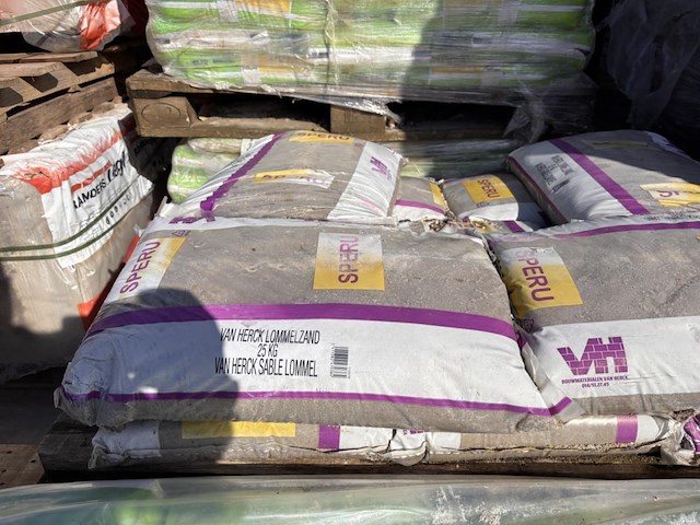 1 lot div zand en cement - afbeelding 3 van  5
