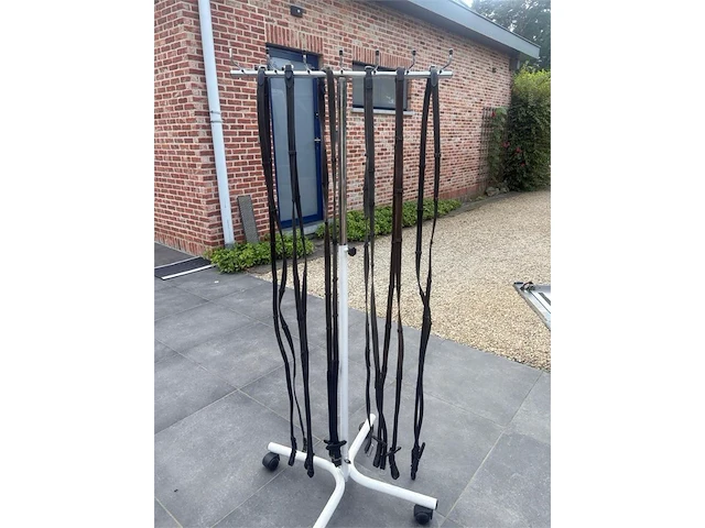 1 lot divers dressuur en paardrij materiaal - afbeelding 9 van  19