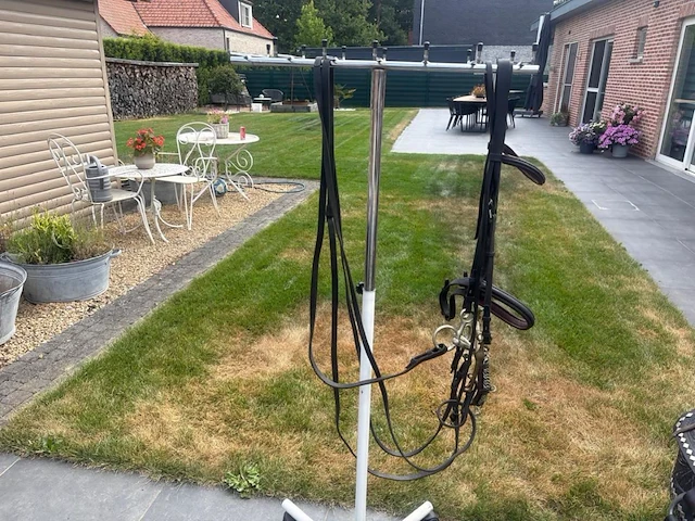 1 lot divers dressuur en paardrij materiaal - afbeelding 16 van  19