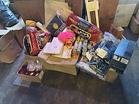 1 lot divers promo- en feestmateriaal - afbeelding 1 van  4