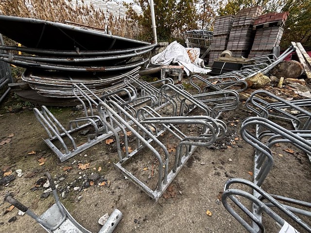 1 lot dubbele fietsrekken - afbeelding 3 van  3