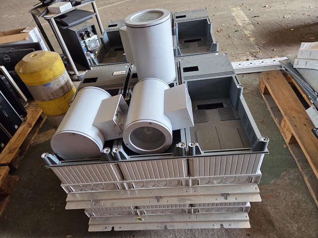 1 lot elektriciteits/zekeringen kasten - afbeelding 6 van  6