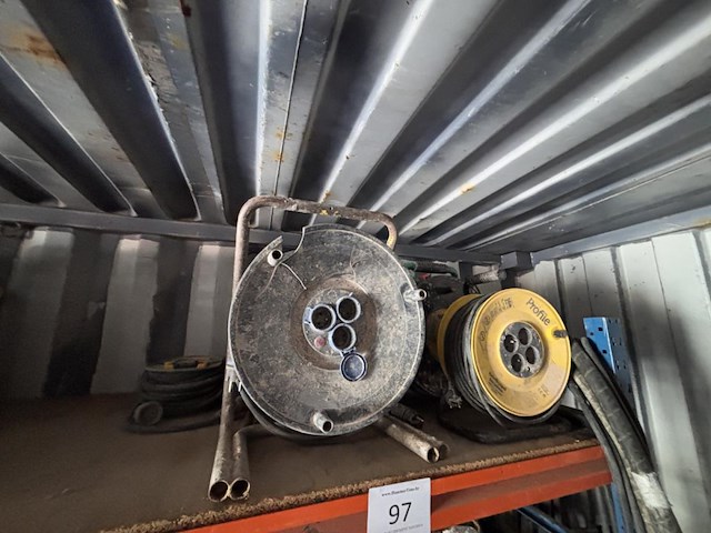 1 lot elektrische kabelhaspels - afbeelding 1 van  2