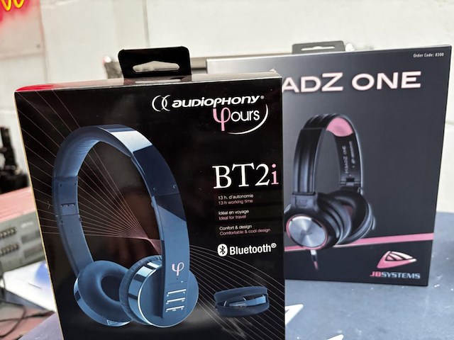 1 lot hoofdtelefoons - afbeelding 6 van  7