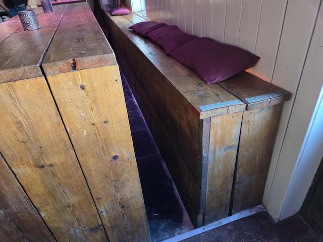 1 lot houten meubilair - afbeelding 4 van  9