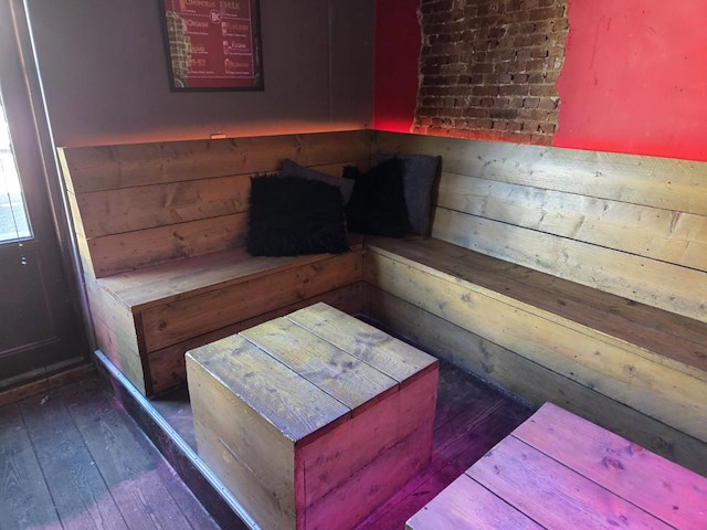 1 lot houten meubilair - afbeelding 2 van  7