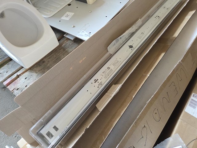 1 lot led buislampen en kabelhouders - afbeelding 6 van  11