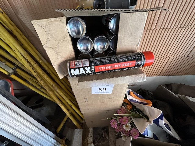 1 lot max pro stone fix fast spuitbussen - afbeelding 1 van  1