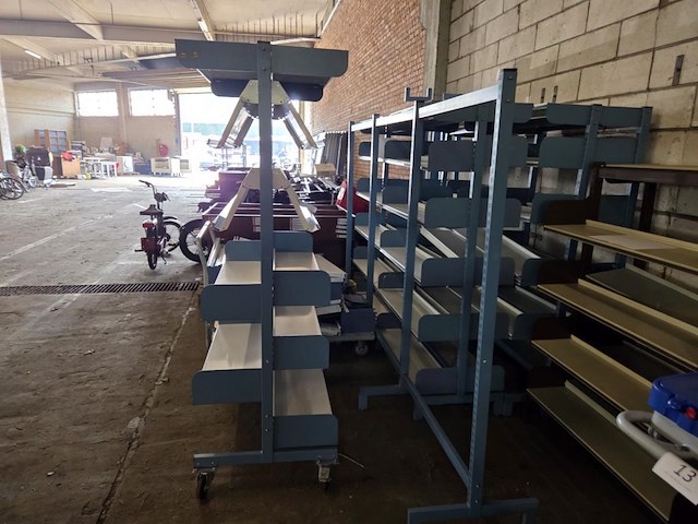 1 lot metalen rekken - afbeelding 3 van  7