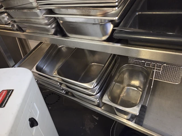 1 lot potten en pannen, rvs kookgerei - afbeelding 21 van  22