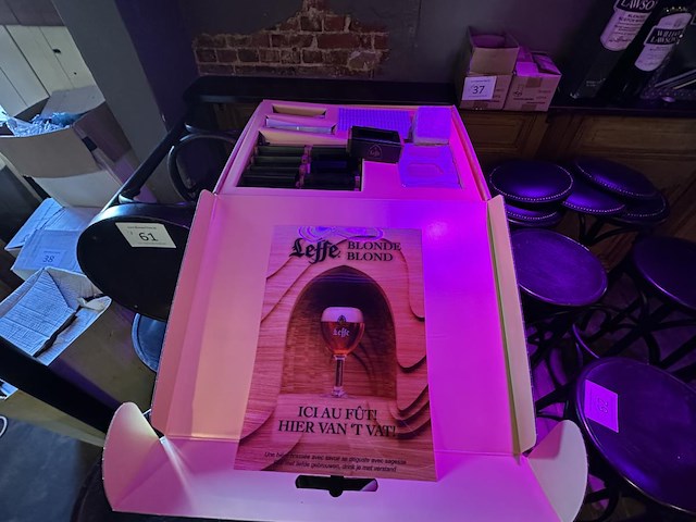 1 lot promomateriaal leffe blond - afbeelding 2 van  6