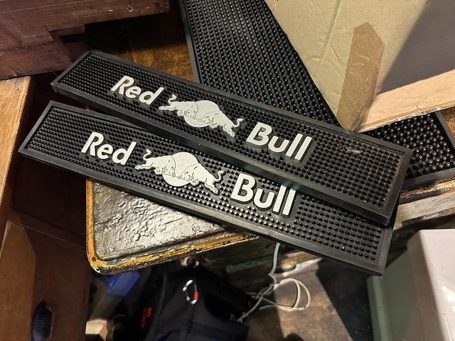 1 lot promomateriaal red bull - afbeelding 2 van  4