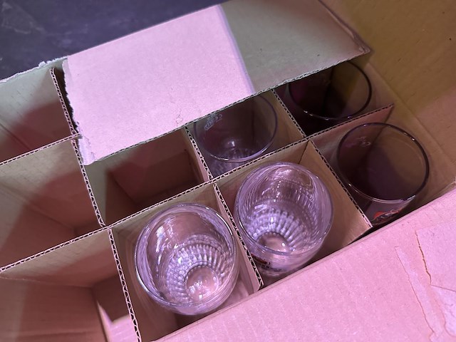 1 lot promomateriaal stella artois en jupiler - afbeelding 5 van  5