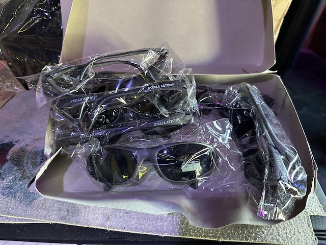 1 lot promomateriaal stella artois - afbeelding 2 van  5