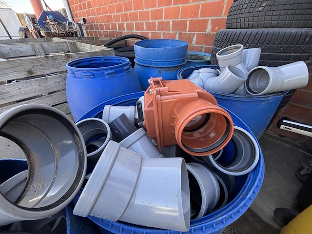 1 lot pvc buizen en koppelstukken - afbeelding 3 van  5