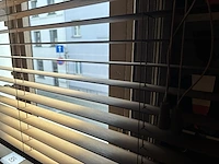 1 lot raamdecoratie 1ste verdieping - afbeelding 3 van  5