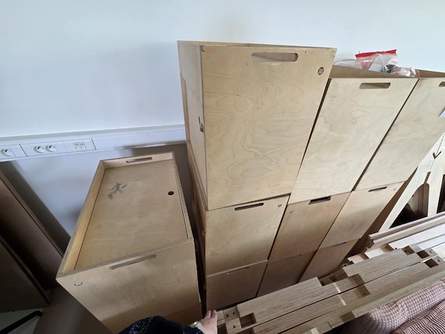 1 lot verrijdbare onderkastjes voor bureau en bureaumeubilair - afbeelding 11 van  20