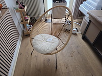 1 loungestoel met kussen