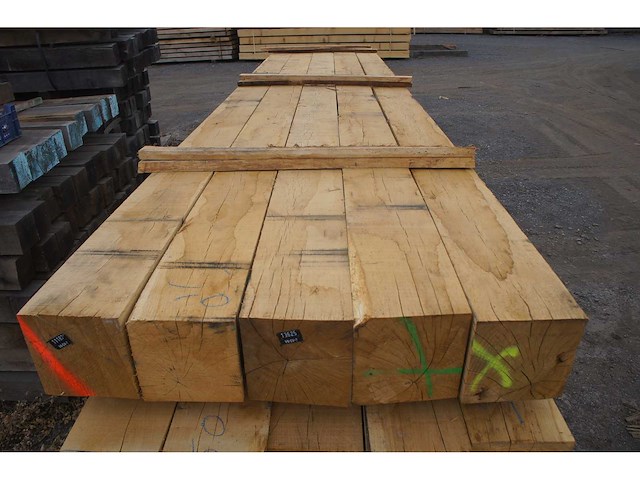 1 m³ eiken balken 200x200 - afbeelding 3 van  4