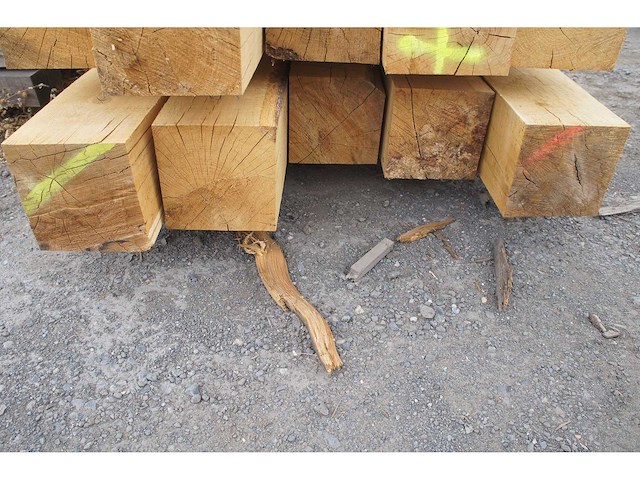 1 m³ eiken balken 200x200 - afbeelding 3 van  4