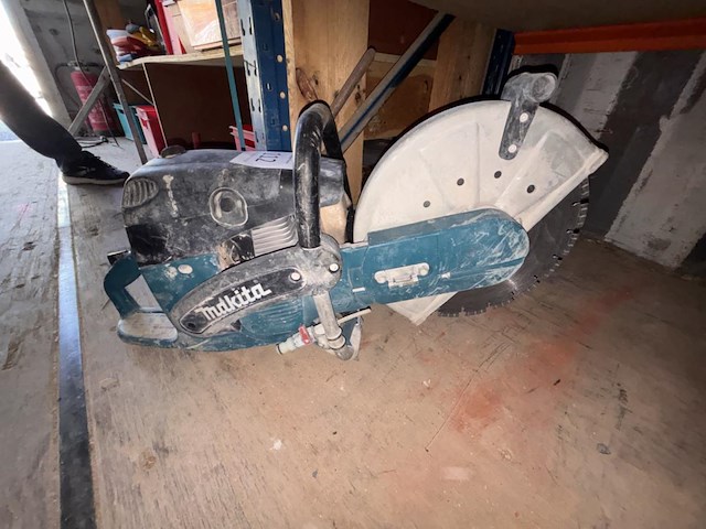 1 makita steenslijpmachine - afbeelding 1 van  4