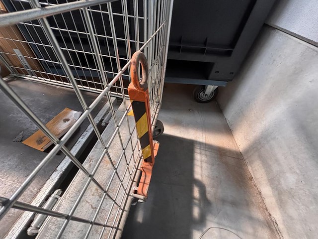 1 metalen postkar - afbeelding 3 van  3