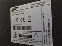 1 meubel met glazen panelen en 2 tv scherme samsung - afbeelding 9 van  19