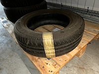 1 michelinband - afbeelding 1 van  4