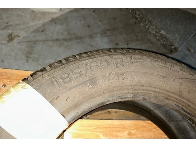 1 michelinband - afbeelding 3 van  4