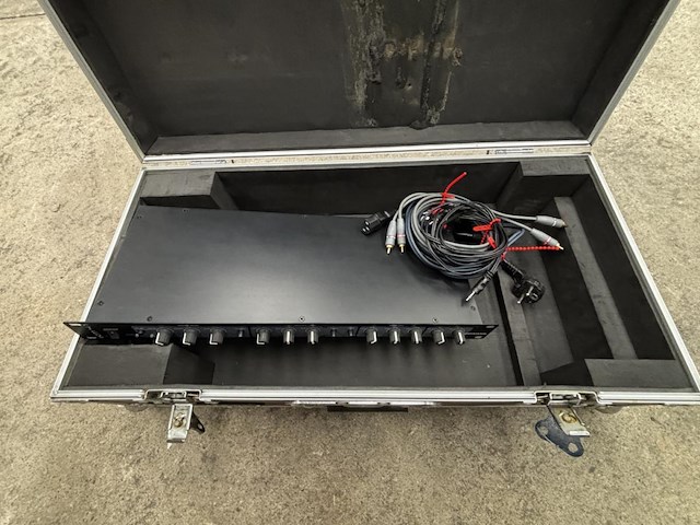 1 mixer km 4,1 jbsystems - afbeelding 1 van  3