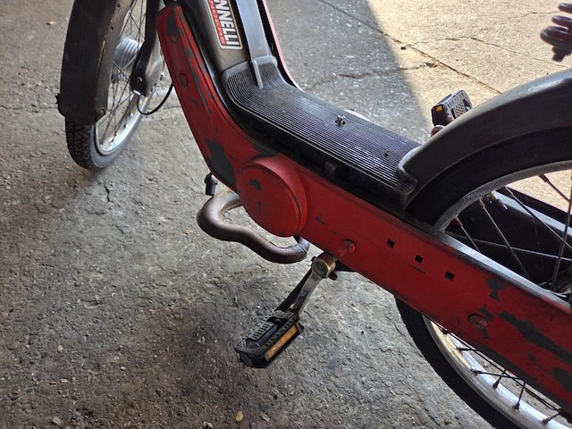 1 motorfiets piaggio - afbeelding 5 van  8